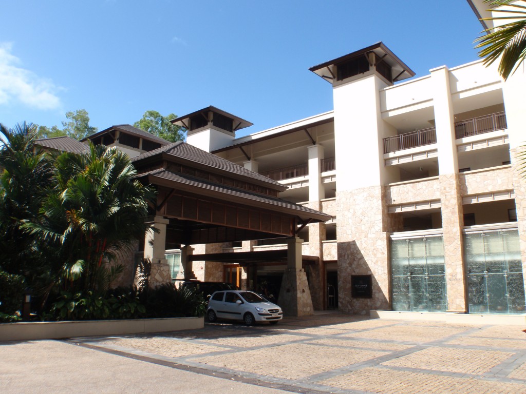 sm_AR-P8313639.JPG